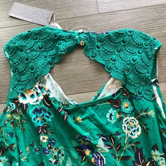 Daniel Rainn Floral Lace Tunic V-Neck Green Tank Top Womens Size 2X - Picture 10 of 10